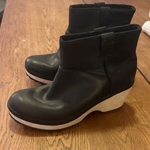 Merrell Leather Ankle Boots